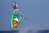 Surfista en la bahía de El Médano